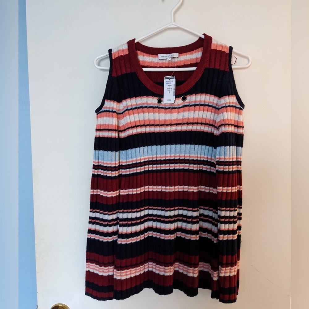 Marie Claire sweater size small